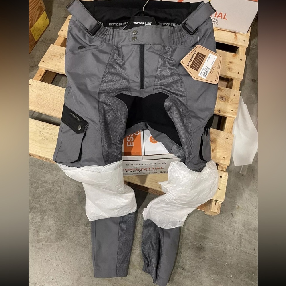 New Motorfist Snow Pants SKYLINE GRAY/BLACK Size 40 20880-1040